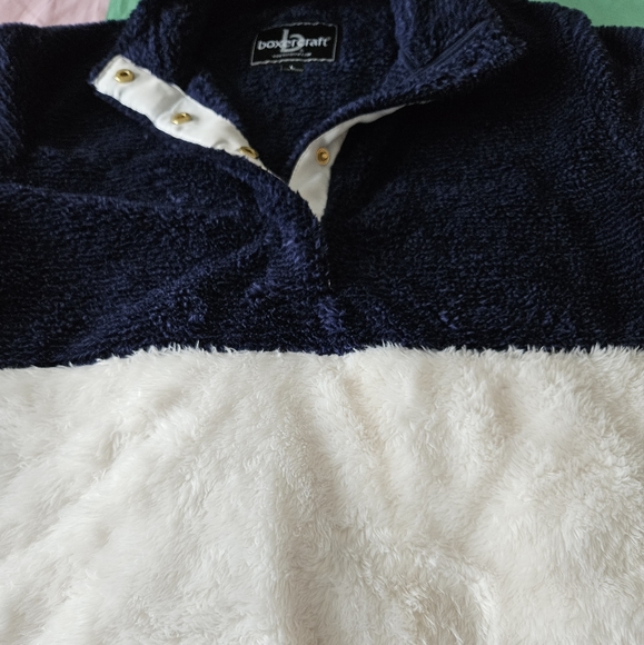 Boxercraft Fuzzy Fleece Pullover NWT - Picture 3 of 11